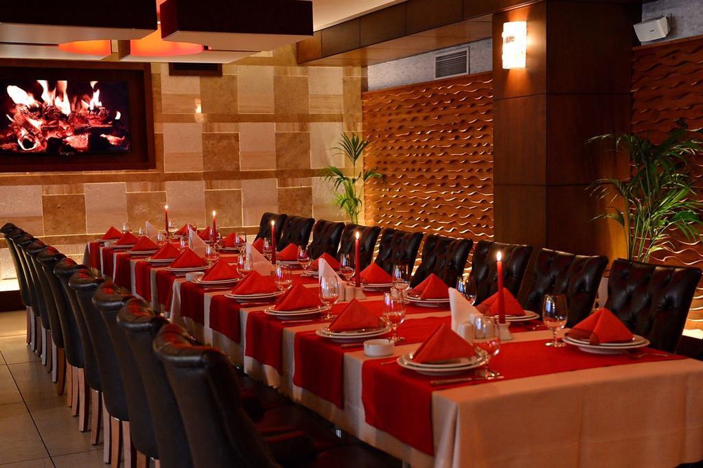 Riviera Hotel Baku Bagian luar foto
