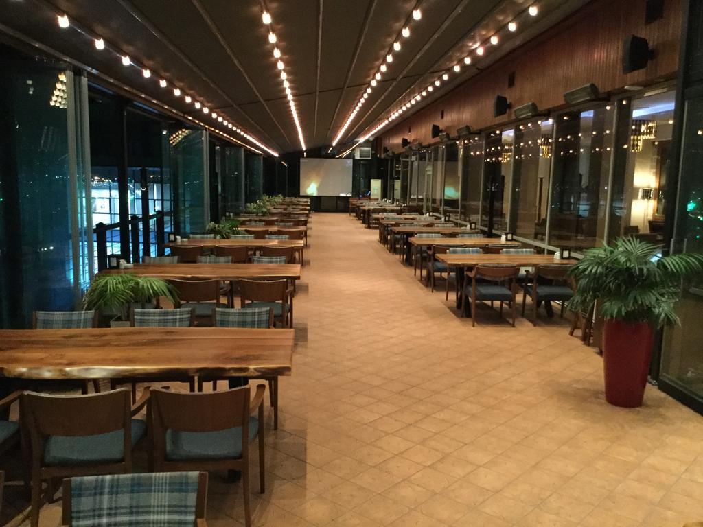 Riviera Hotel Baku Bagian luar foto