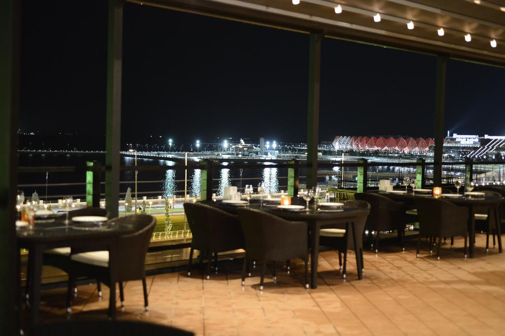 Riviera Hotel Baku Bagian luar foto
