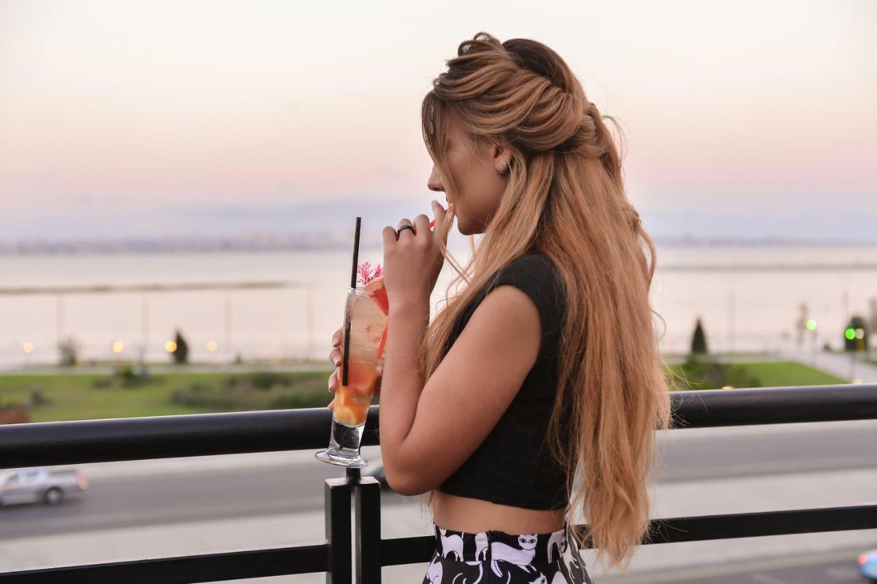 Riviera Hotel Baku Bagian luar foto